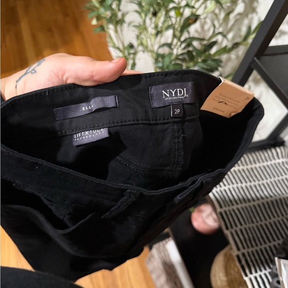 NYDJ Black High Waist Shorts Classic Chino Style size 2 petite - Picture 7 of 8